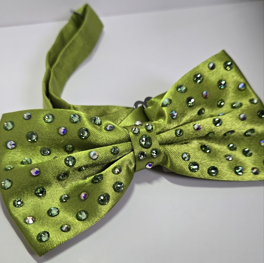 Lime Green Rhinestone Bowtie - Picture 4 of 6